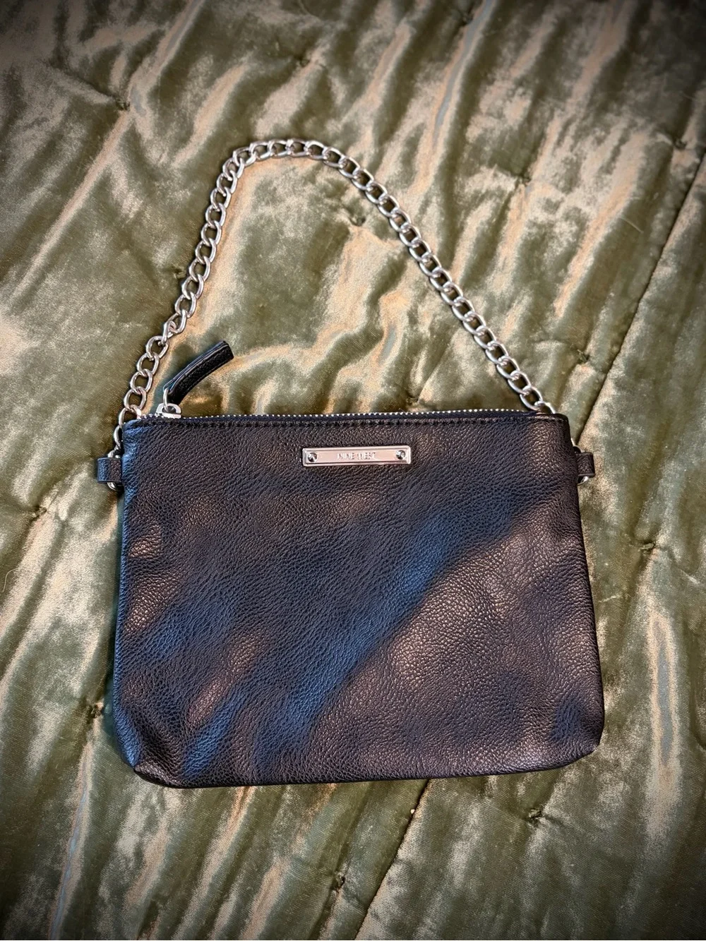 Nine West Black Pebbled Leather Chain Wristlet #1289